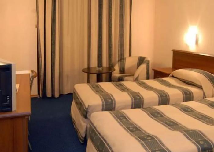 Hotel Luxor