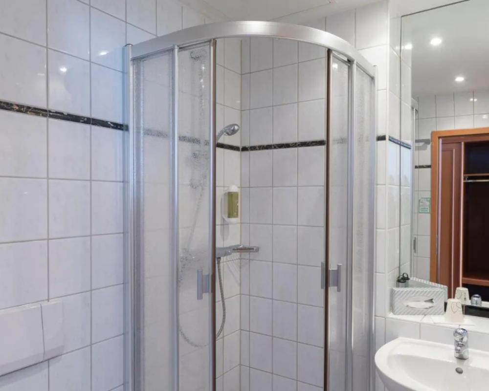 фото B&B HOTEL Gotha-Hbf