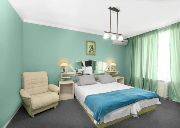 Boryana Hotel