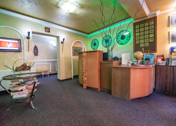 Boryana Hotel