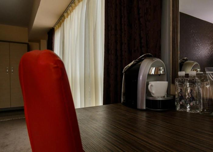 City Hotel