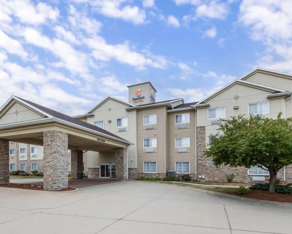 Comfort Suites Cedar Falls
