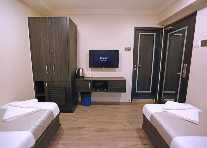 Gulf Hotel Colaba