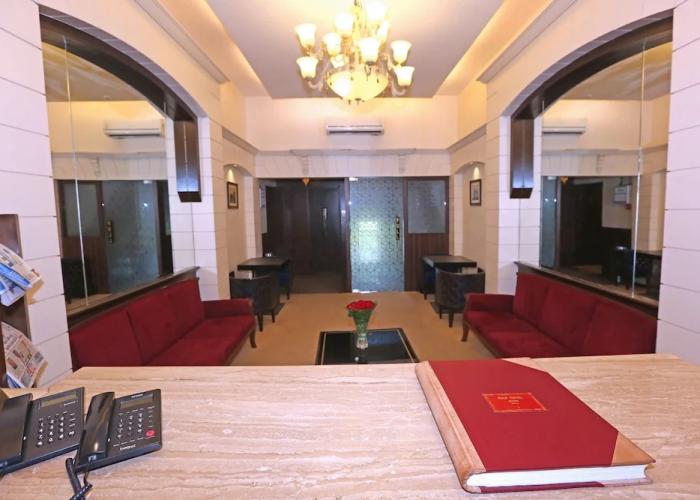 Gulf Hotel Colaba