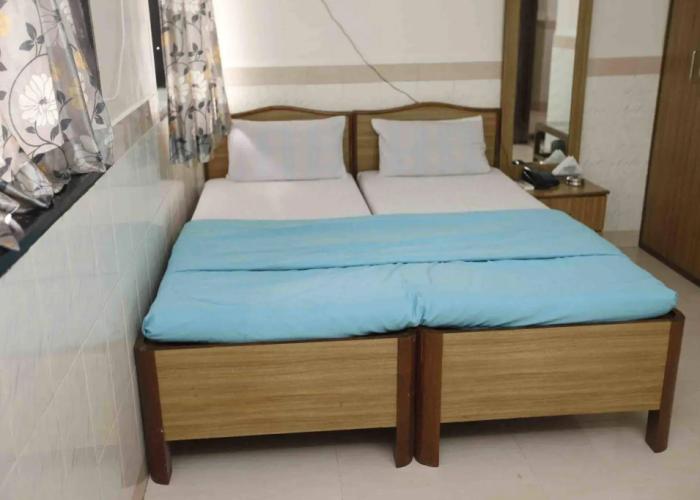 Hotel Al Madina
