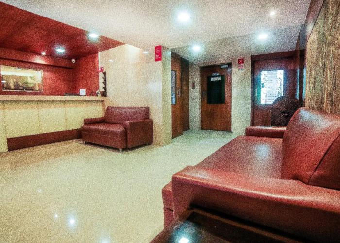 Lucky Hotel Bandra