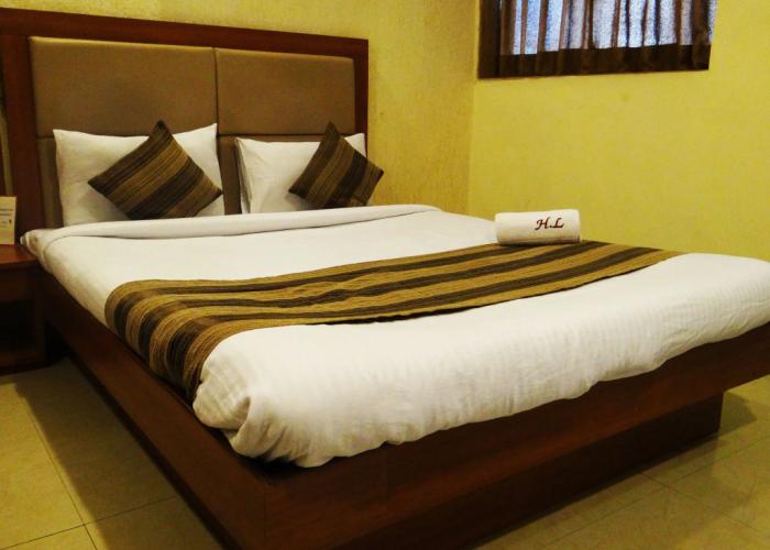 Lucky Hotel Bandra