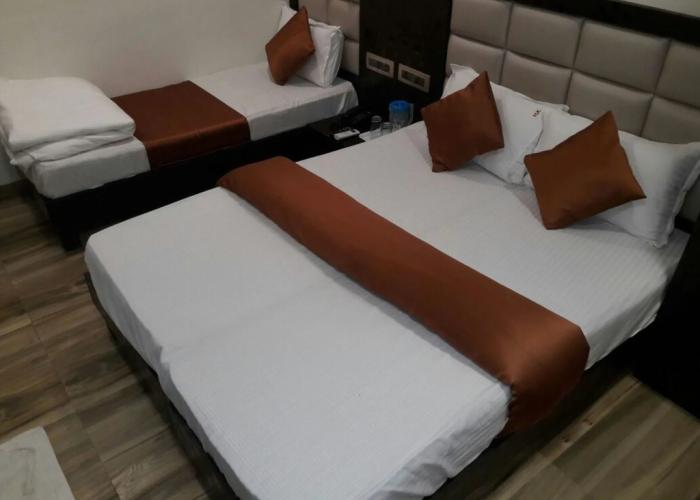 Hotel Karishma