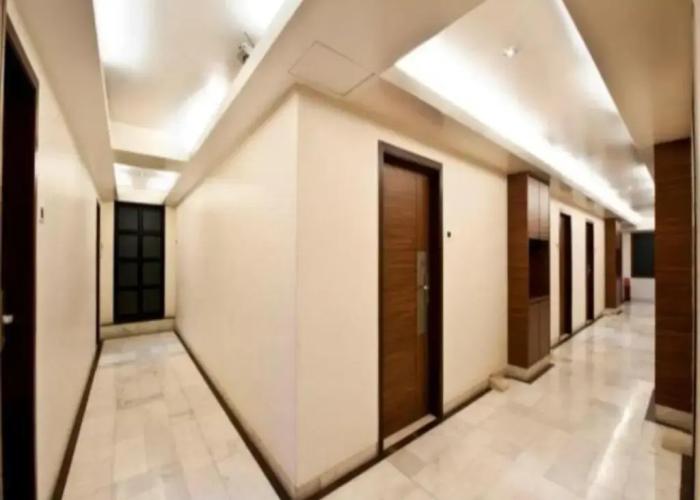 Rajhans Hotel