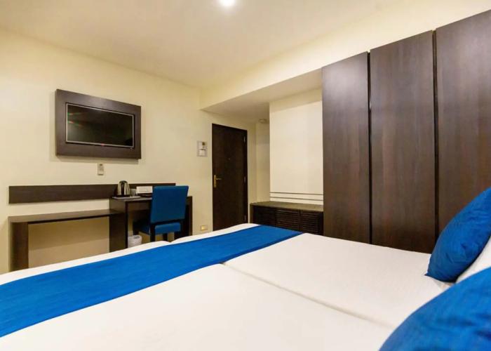 Sukh Hotel