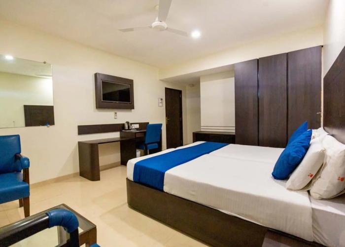 Sukh Hotel