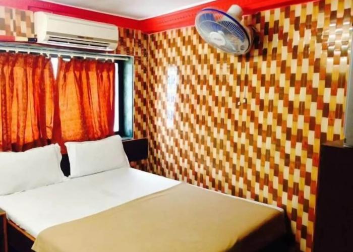 Hotel Metro Plaza