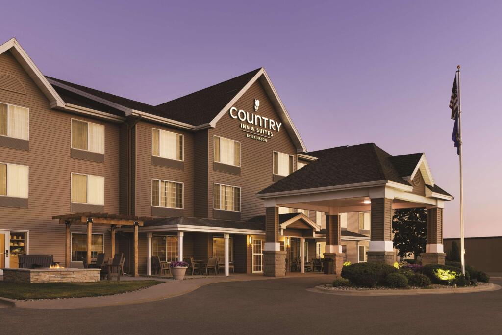 Country Inn & Suites by Radisson, Albert Lea - Austin