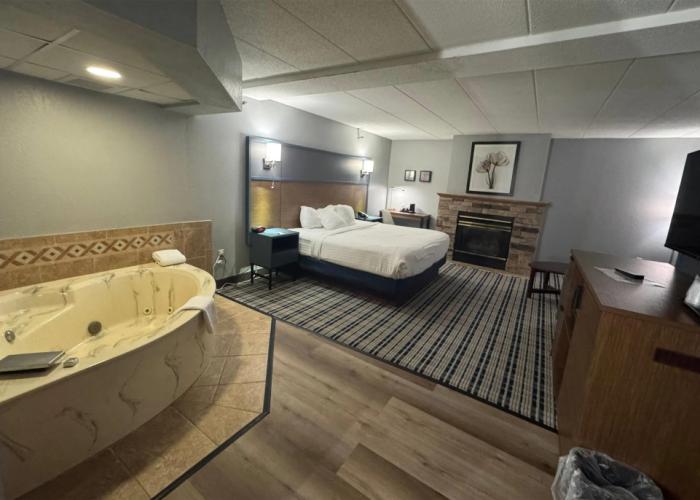 AmericInn by Wyndham Albert Lea