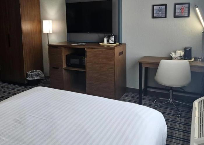 AmericInn by Wyndham Albert Lea