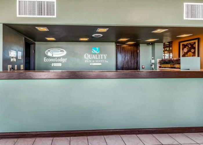 Quality Inn & Suites