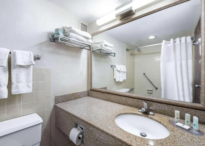 Quality Inn & Suites