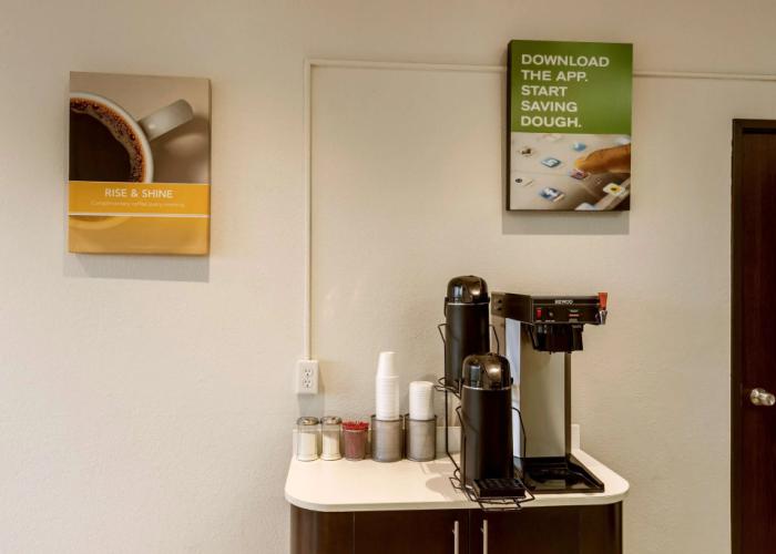 Motel 6 Albert Lea, MN