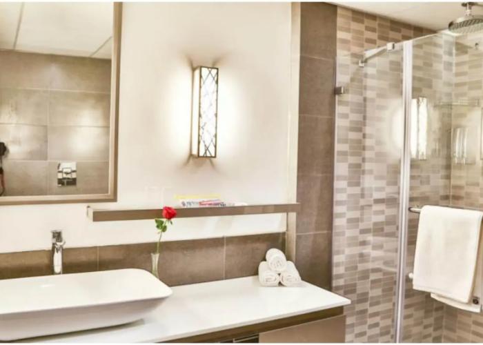 T24 Residency Mumbai International Airport Hotel