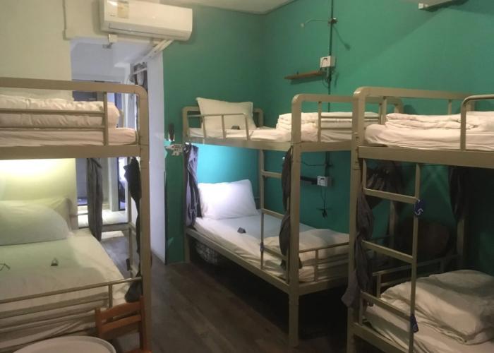 Hop Inn - Hostel