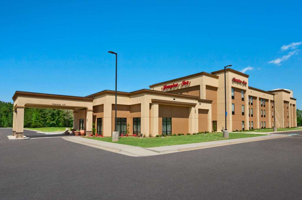 Hampton Inn Magnolia