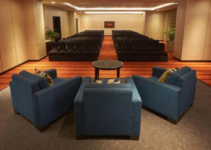 Courtyard by Marriott Mumbai International Airport