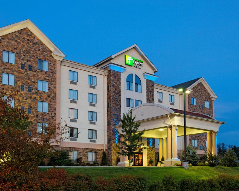 Holiday Inn Express Hotel and Suites Kingsport by IHG