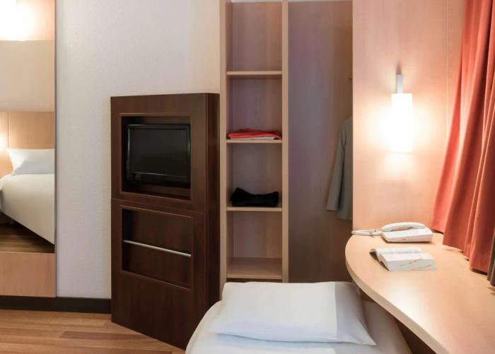 ibis Angers Centre Château