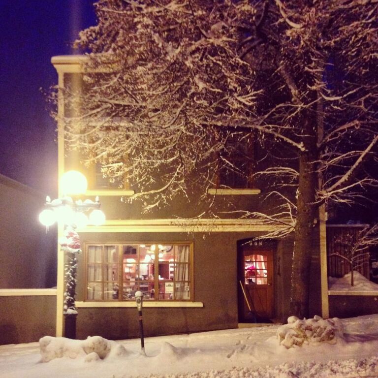 Dancing Bear Inn Hostel