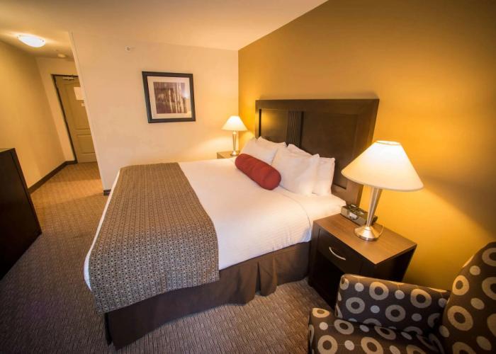 Best Western Plus Baker Street Inn