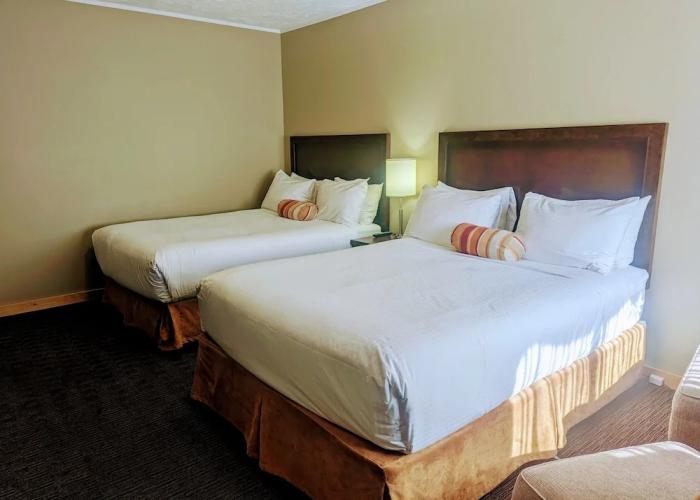 Alpine Inn & Suites