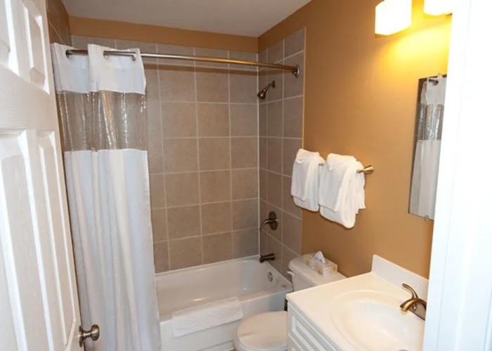 Alpine Inn & Suites