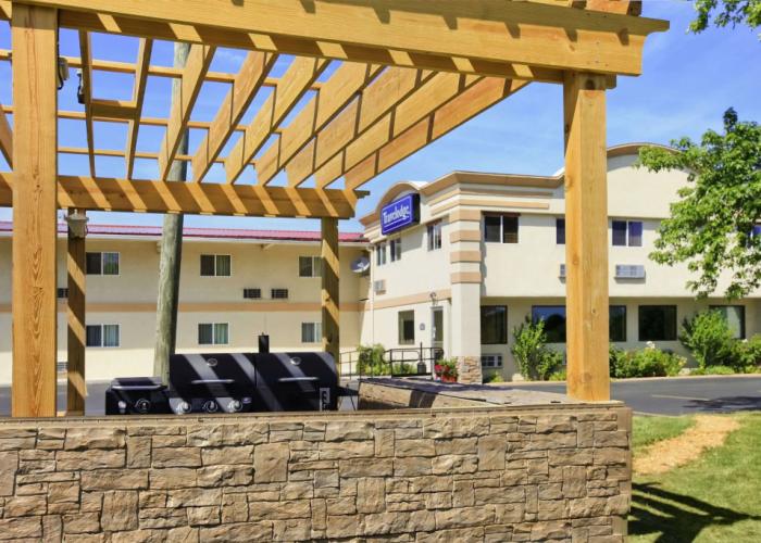 Travelodge by Wyndham Lima OH