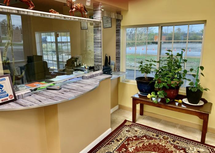 Red Carpet Inn & Suites Hotel