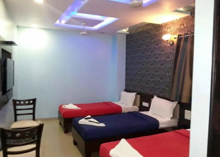 FabHotel Adore Palace