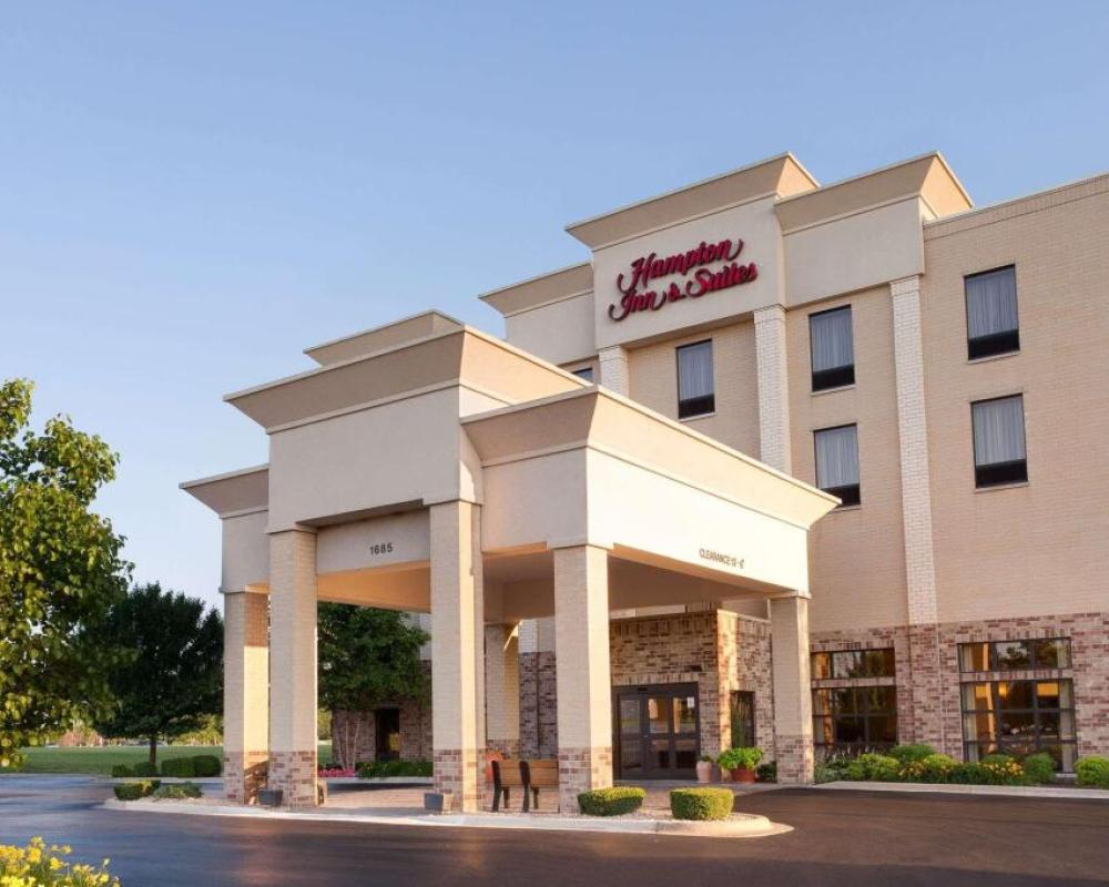 Hampton Inn & Suites Addison