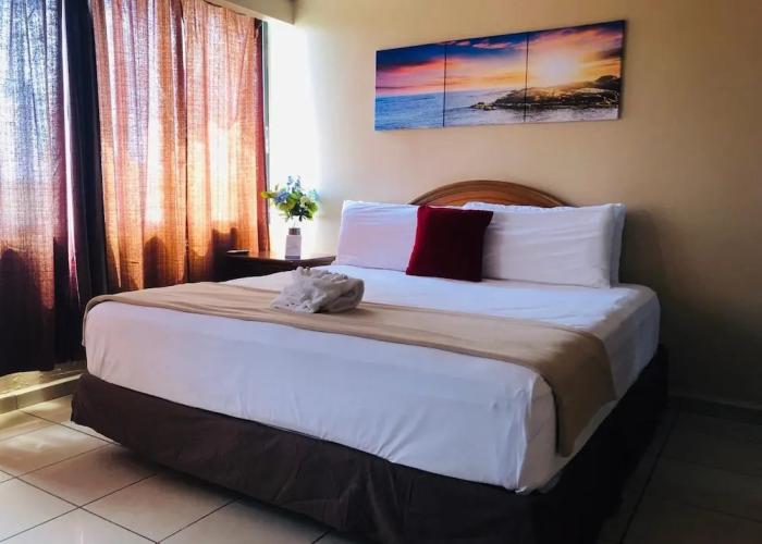 Arecibo Inn