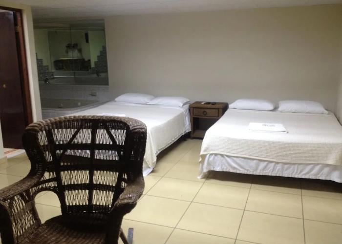 Arecibo Inn