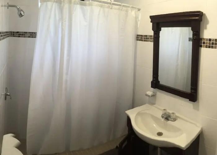 Arecibo Inn