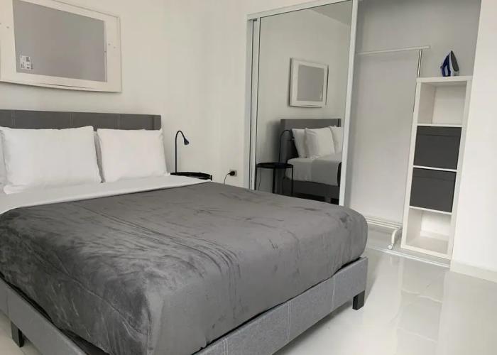 Arecibo Hotel 2104