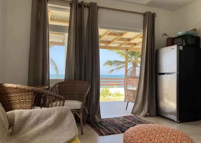 Casita del Mar Romantic Beach Retreat
