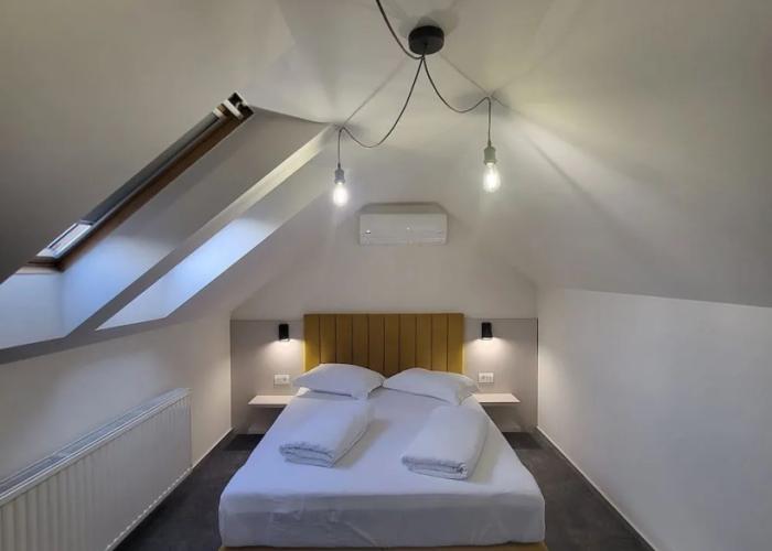 XO Residence