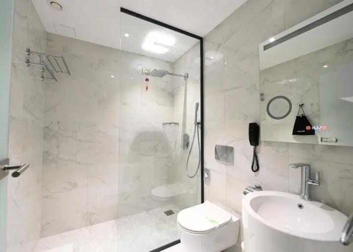 Aniroc Signature Hotel