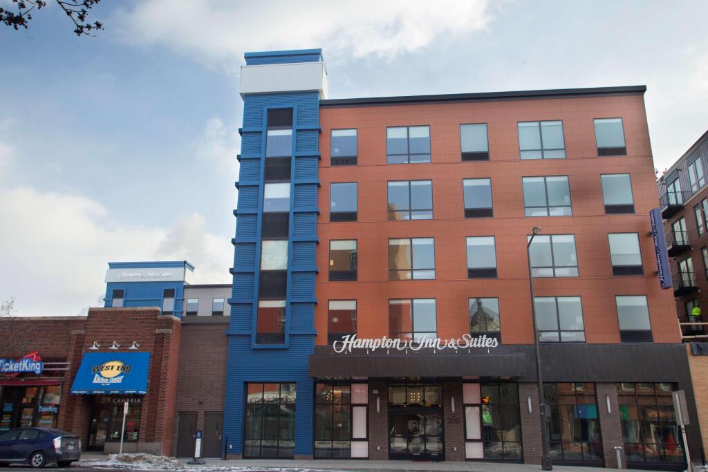 Hampton Inn & Suites Downtown St. Paul