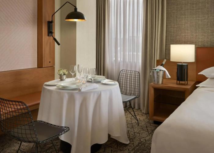 Sheraton Parkway Toronto North Hotel & Suites