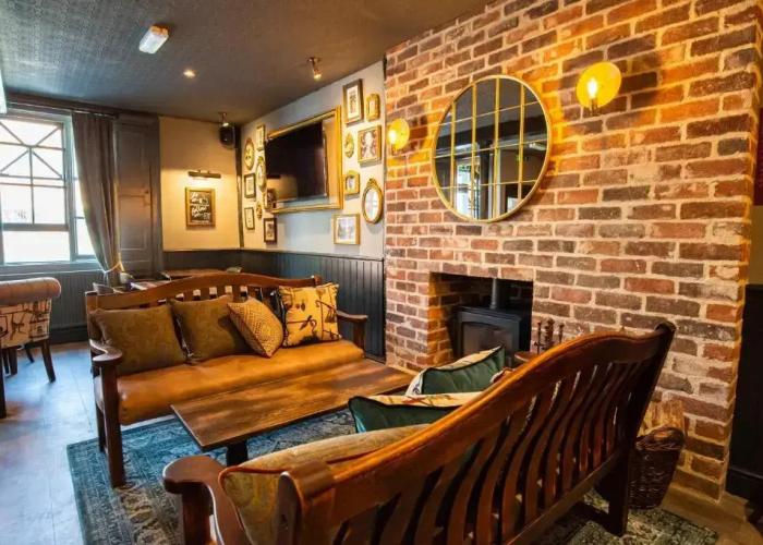 Kings Arms Hotel