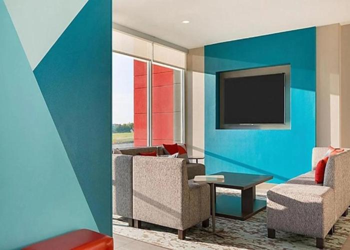 Avid Hotels Byron Warner Robins by IHG