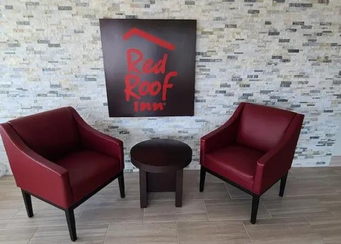 Red Roof Inn Byron