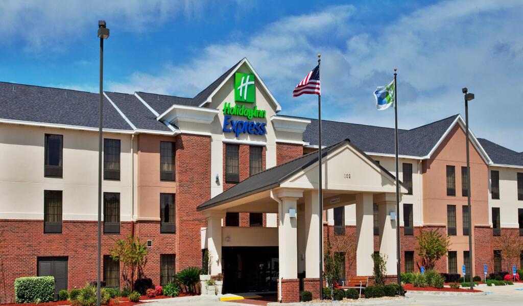 Holiday Inn Express & Suites Sulphur (Lake Charles) by IHG