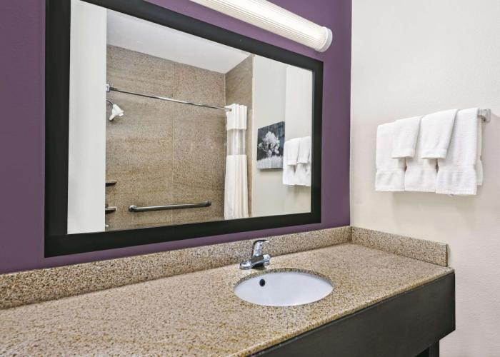 La Quinta Inn & Suites by Wyndham Houston Rosenberg